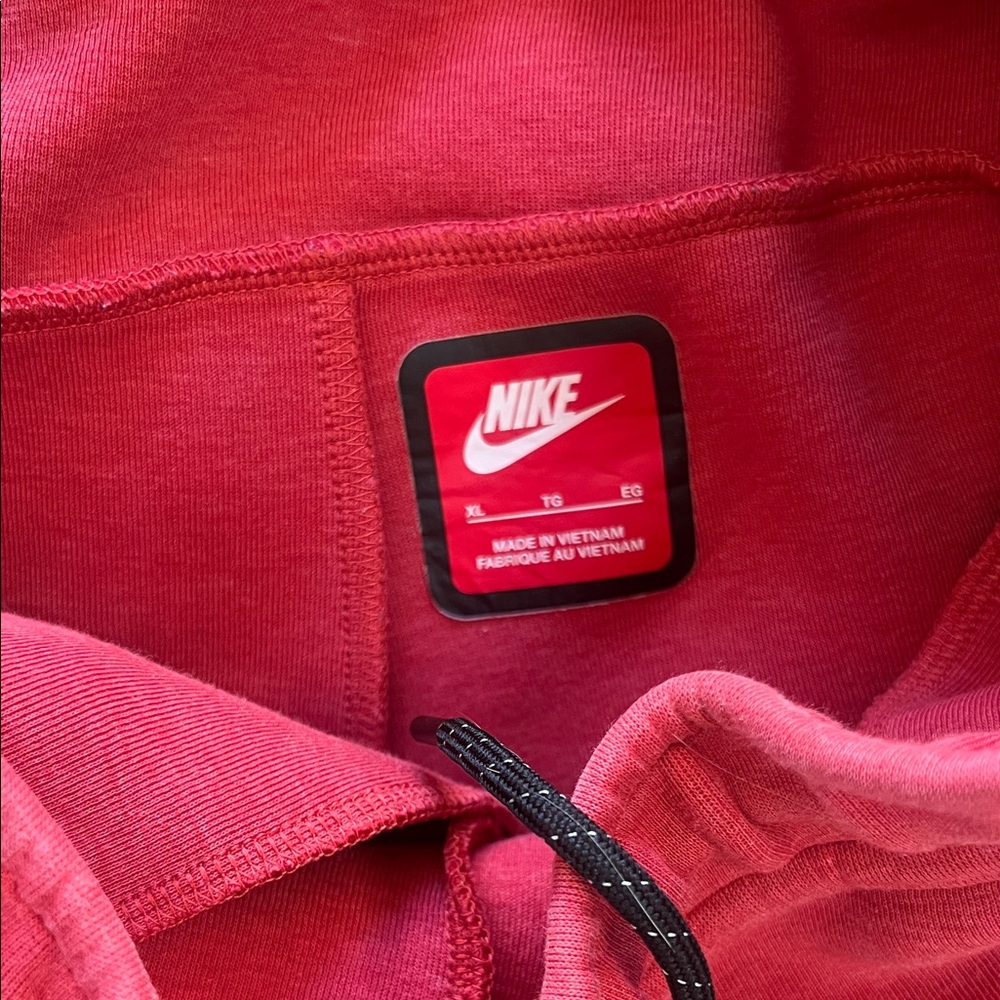 Nike Tech Jacket and Pants - Picture 4 of 5